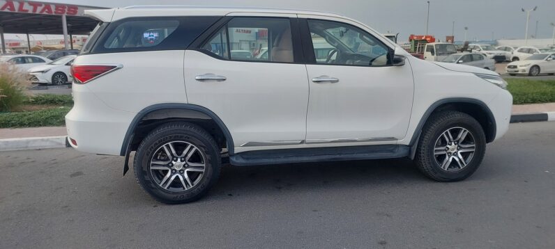 TOYOTA FORTUNER 2019