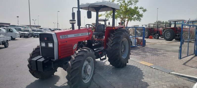 MASSEY FERGUSON MF390 4WD