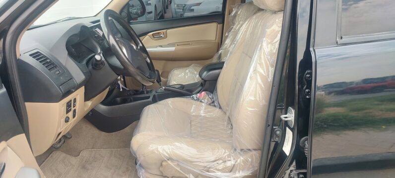 TOYOTA FORTUNER 2014