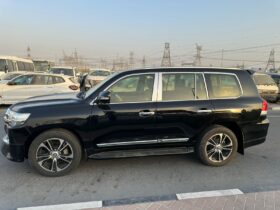 TOYOTA LANDCRUISER 2010 FACELIFT 2021