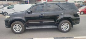 TOYOTA FORTUNER 2014