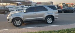 TOYOTA FORTUNER 2013