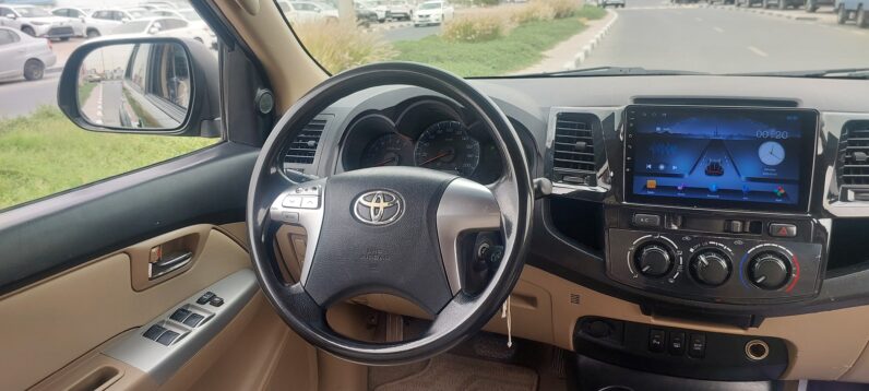 TOYOTA FORTUNER 2014