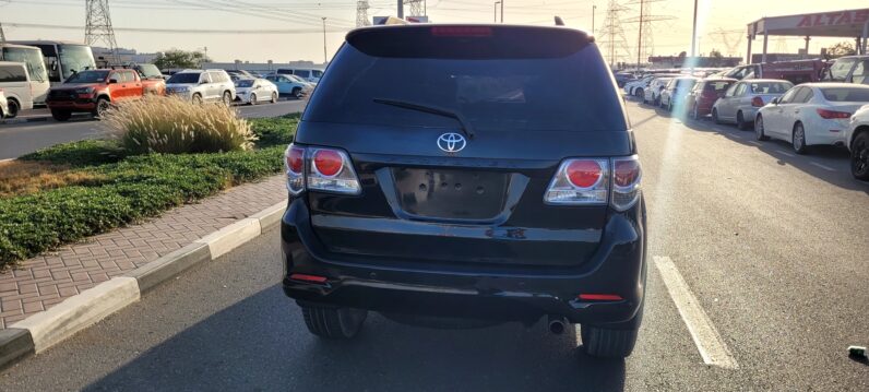 TOYOTA FORTUNER 2015