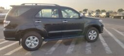 TOYOTA FORTUNER 2011