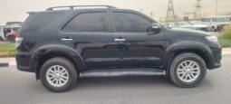 TOYOTA FORTUNER 2014