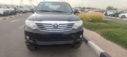 TOYOTA FORTUNER 2014
