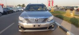 TOYOTA FORTUNER 2013